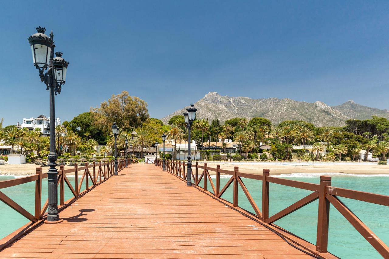 Marbella's Golden Mile: Where Luxury and Natural Beauty Converge