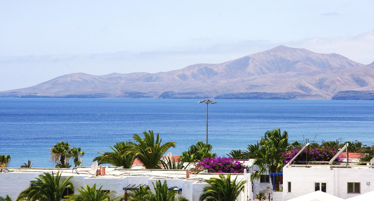Discover Puerto Del Carmen: A Canarian Paradise