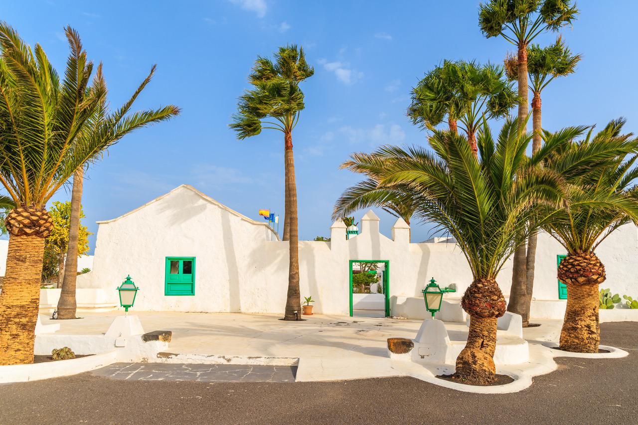 The Ultimate Guide to Property Buying in Lanzarote: 10 Essential Tips