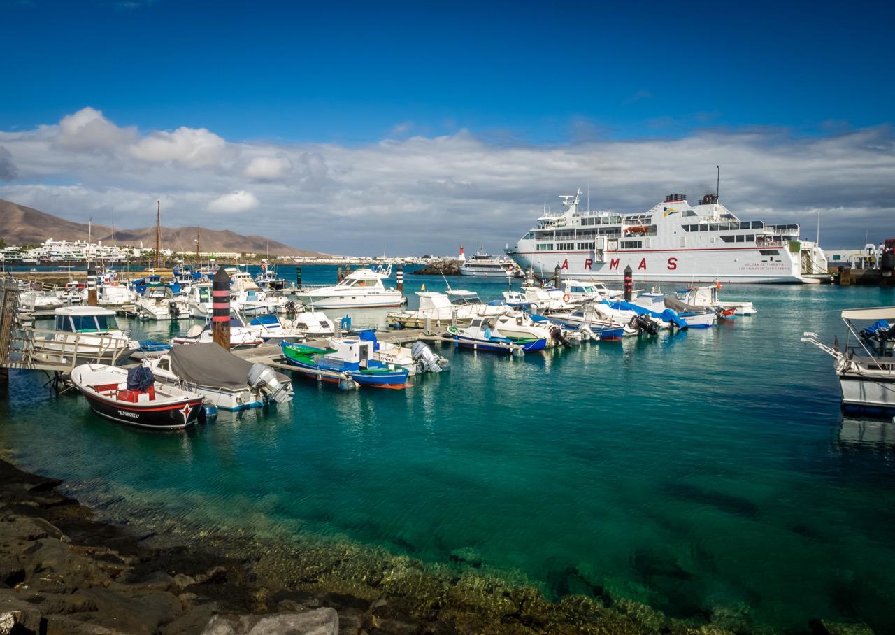 Tranquil harbour in Playa Blanca
